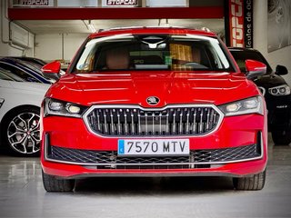 Skoda Superb Combi L&K 204cv FULL-EQUIPE