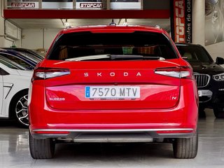 Skoda Superb Combi L&K 204cv FULL-EQUIPE