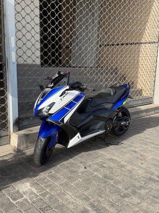 Yamaha TMAX Maxi Scooter Azul/Blanco