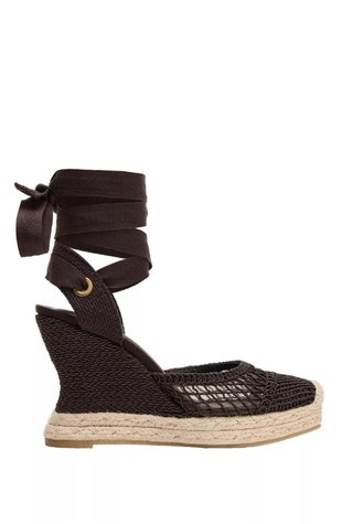 Cuñas de esparto con cordones