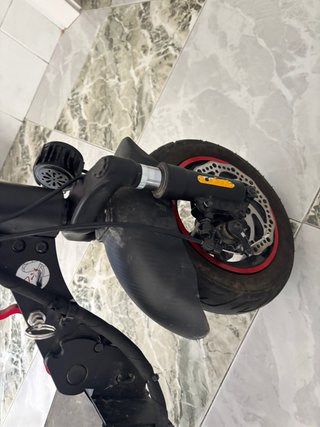 Patinete eléctrico ZRINO