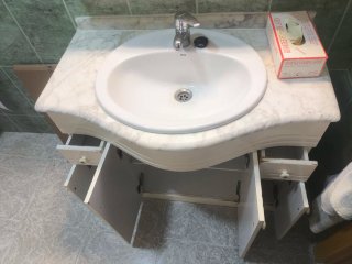 URGE VENDER Mueble de baño con lavabo y espejo