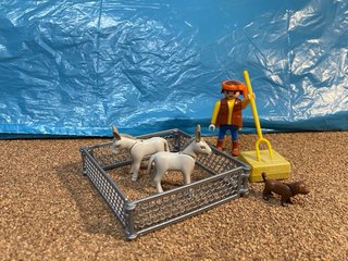 Playmobil Belén: Pastor con 2 Burros y Perro