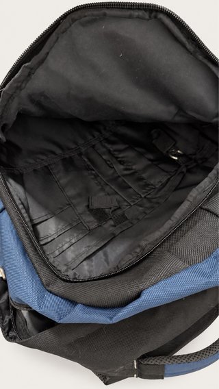 Mochila para portátil acolchada azul y negra