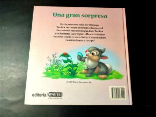 Tambor y su familia. Tambor encuentra un huevo