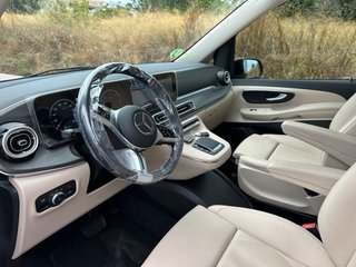 Mercedes-Benz Clase V 2024