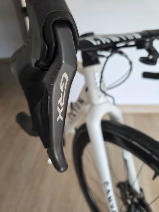 Canyon Inflite CF SLX 9 TEAM