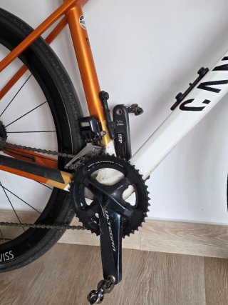 Canyon Inflite CF SLX 9 TEAM