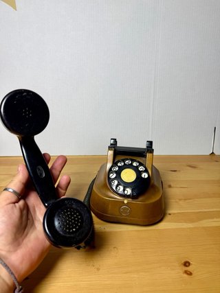 Teléfono antiguo Bell 56B (1956)