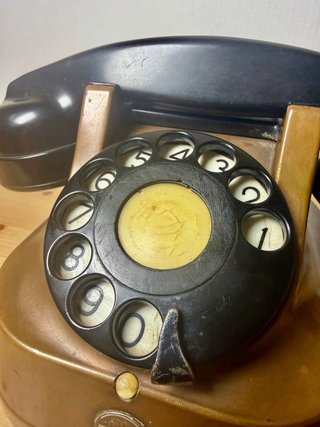 Teléfono antiguo Bell 56B (1956)