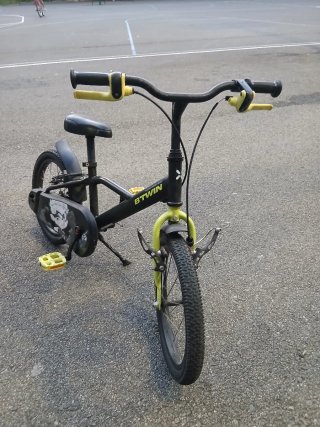 Bicicleta infantil B'TWIN 18 pulgadas