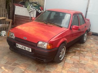 Ford Orion 1.6i para restaurar
