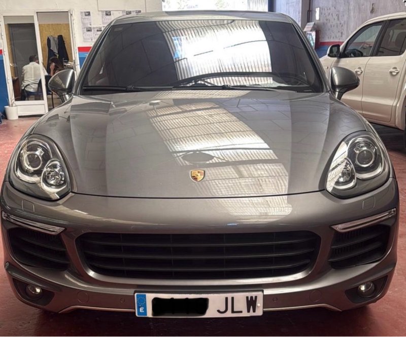 Porsche Cayenne 2016