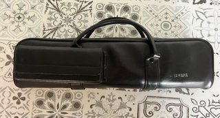 Flauta Travesera Yamaha YFL-261 + Estuche