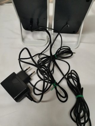Altavoces Logitech Negros