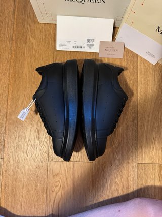 Alexander McQueen Oversized Total Black Tg. 44