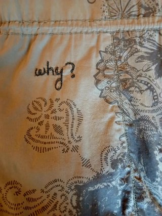 Abrigo Desigual verde estampado