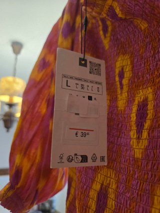 Vestido Zara Hombros Descubiertos Estampado