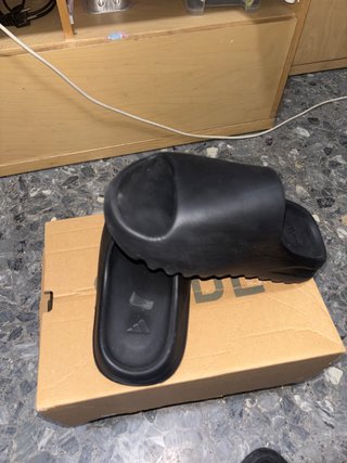 Chanclas Adidas Yeezy Slide Negras