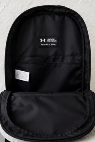 Mochila Under Armour Negra