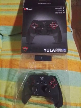 Mando Trust YULA Inalámbrico PC/PS3