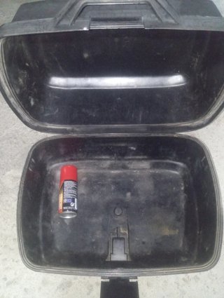 Baúl Givi Easybox para Moto