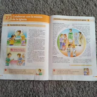 Con Jesús y en su iglesia  - Libro de catequesis