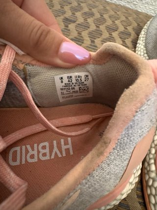 Zapatillas Puma grises y rosas