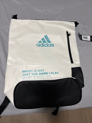Mochila Adidas Blanca y Negra Impermeable