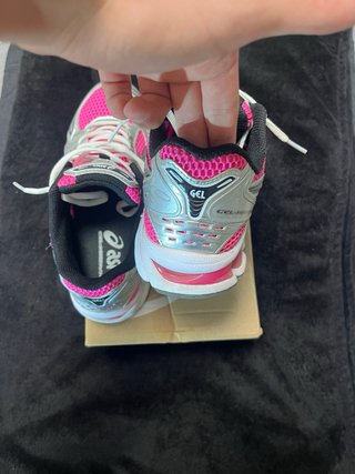 Asics rosas y plateadas talla 39