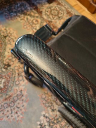 Silla de ruedas eléctrica MAX CARBON ultraligera