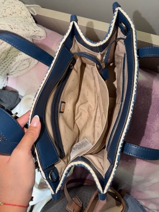 Bolso de mano Guess azul y blanco