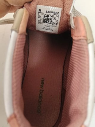 Deportivas New Balance Beige y Rosa