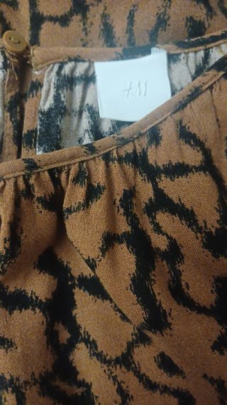 Vestido midi estampado H&M