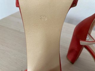 Sandalias de tacón coral talla 36