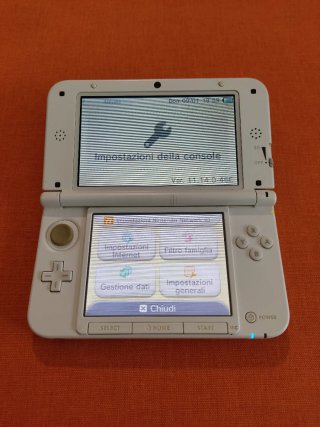Nintendo 3DS XL edizione Animal Crossing