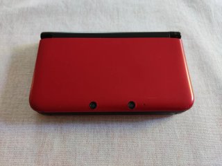 Nintendo 3DS XL rosso