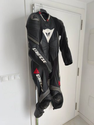 Mono Dainese Laguna Seca Una pieza Talla 54