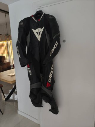 Mono Dainese Laguna Seca Una pieza Talla 54