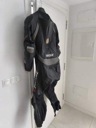 Mono Dainese Laguna Seca Una pieza Talla 54