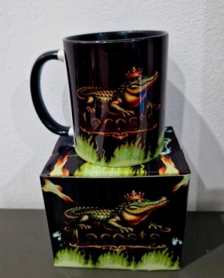 Caneca Lacoste