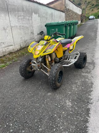 Suzuki LTZ 400 Amarillo Quad