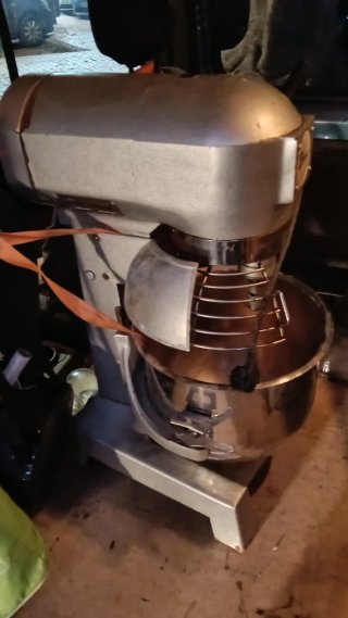 Amasadora Planetaria 20L - no se si funciona