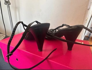 Sandalias de tacón Fornarina negras
