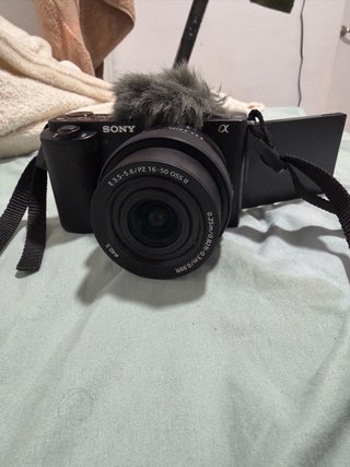 Cámara Sony ZV-E10 Negra