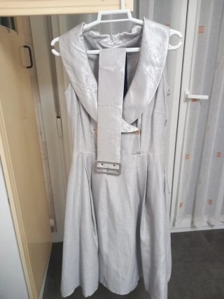 Vestido gris brillante para eventos