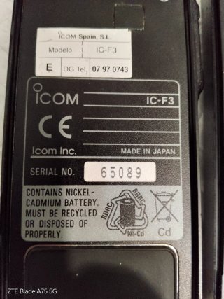 Walkie Icom IC-F3 con Batería BP-196.
