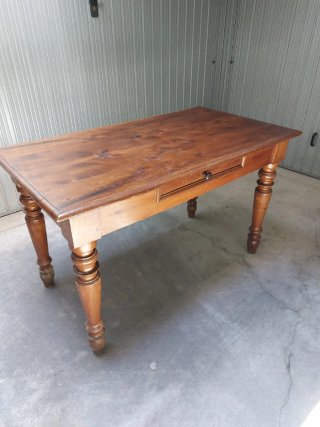 Tavolo in legno massiccio fine '800