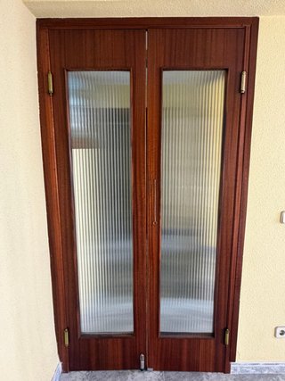 Puerta Sapelly Cristalado Dos Hojas 108cm