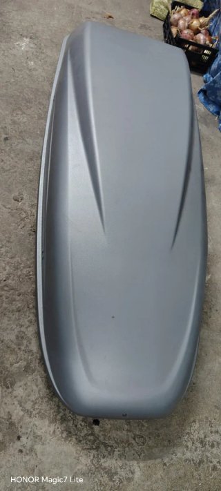 Cofre de techo gris